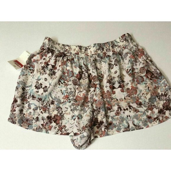 Frenchi Juniors Multicolored Floral Print Pleated Shorts Size M - Picture 7 of 8